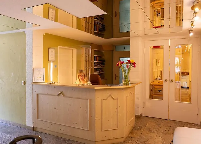 Hotel Alpenhof 3*