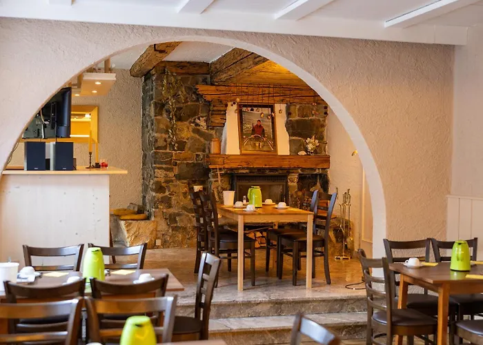 Hotel Alpenhof 3*