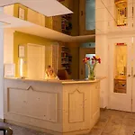 Отель Alpenhof 3*