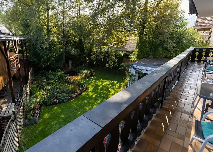 Hotel Alpenhof 3*